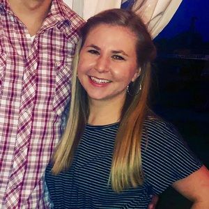 Meet your Posher, Melissa